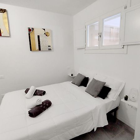 Apartament Sky Loft Airport - Modern Apt 1St Floor Bolonia Zewnętrze zdjęcie