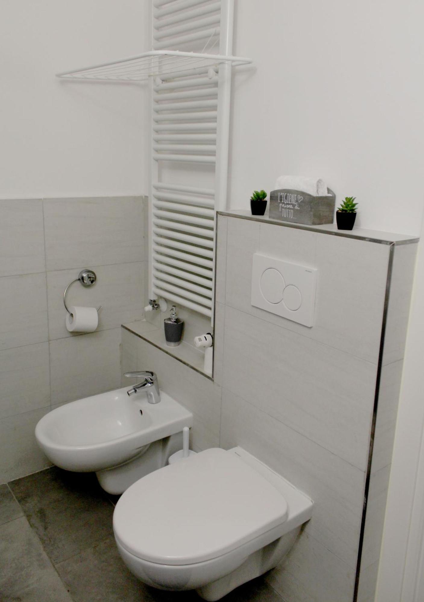 Apartament Sky Loft Airport - Modern Apt 1St Floor Bolonia Zewnętrze zdjęcie